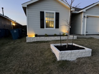 Landscape lighting installation - RoanBuilt DFW